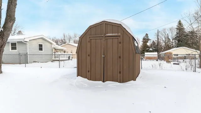 $329,000 | 3531 West Sunnyview Road, Appleton, WI 54914