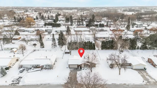 $329,000 | 3531 West Sunnyview Road, Appleton, WI 54914