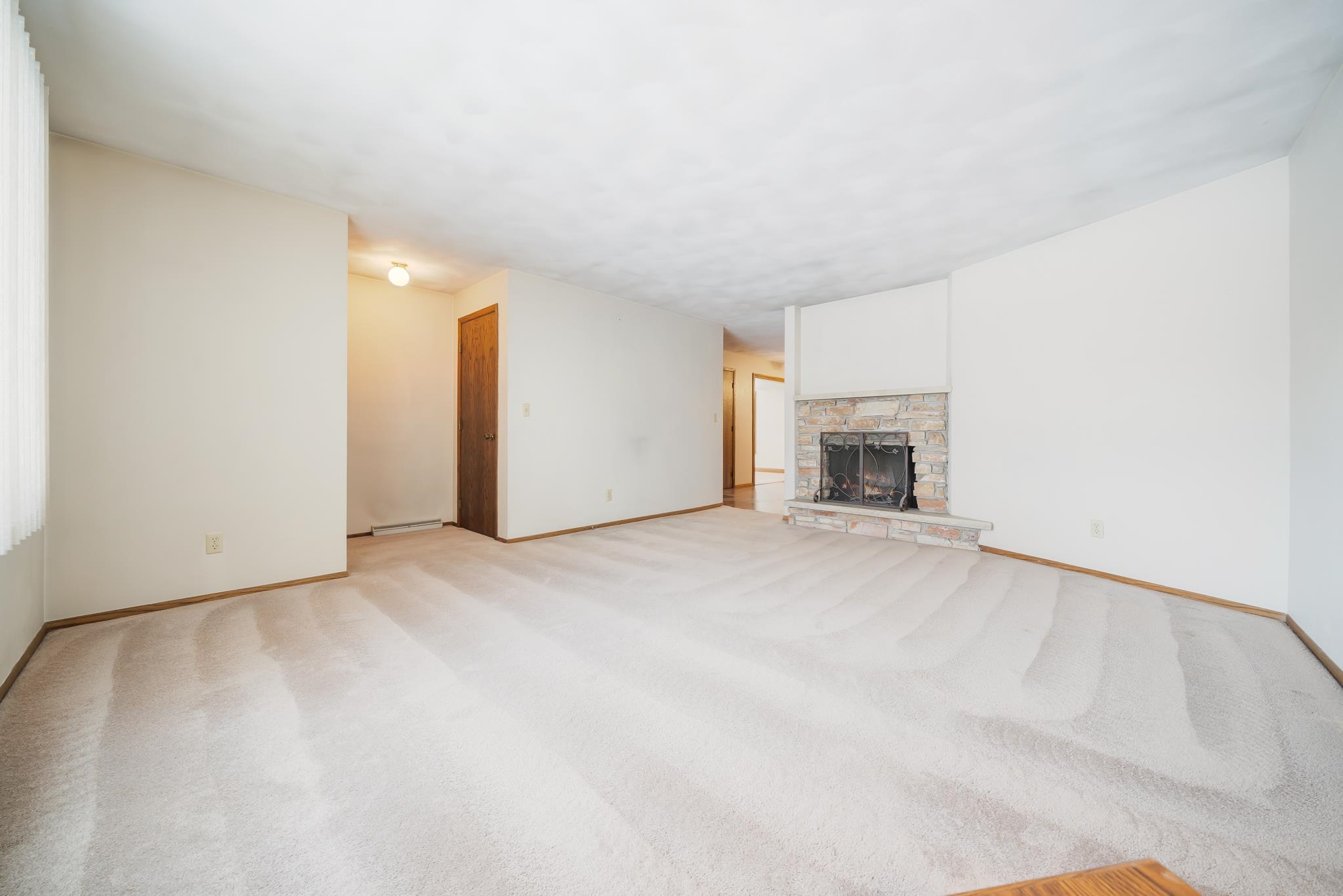 3531 West Sunnyview Road Appleton, WI 54914 - Photo 5 of 30