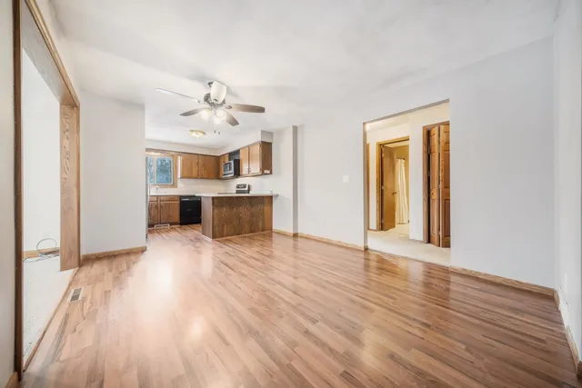 $329,000 | 3531 West Sunnyview Road, Appleton, WI 54914