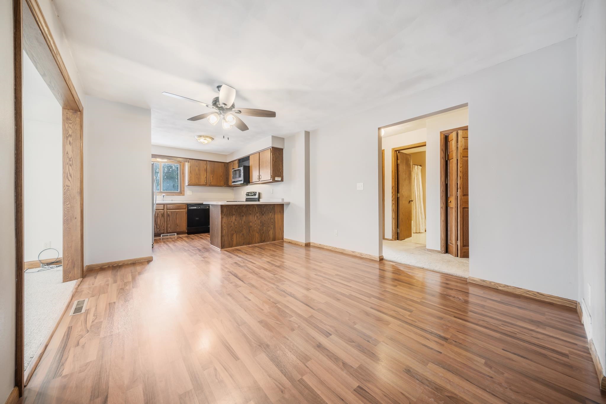 3531 West Sunnyview Road Appleton, WI 54914 - Photo 6 of 30