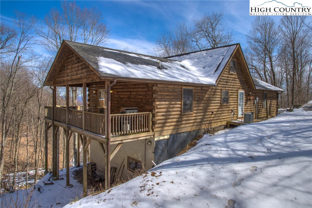 404 Little Tree Road West Jefferson, NC 28694 - Photo 1 of 40 Gallery Image 1