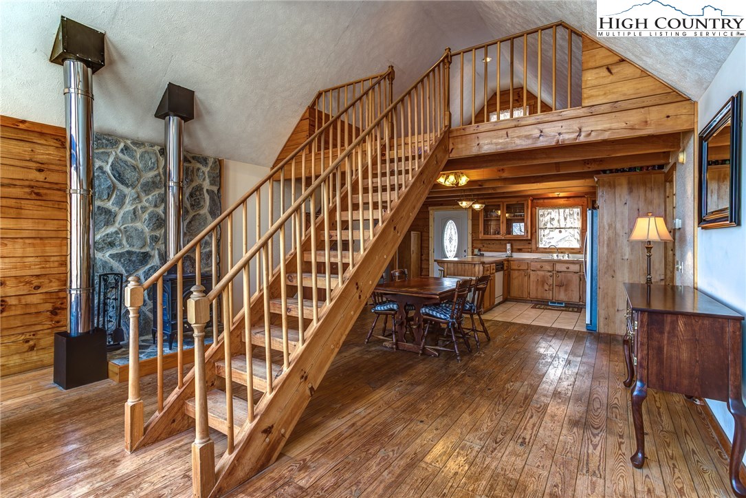 404 Little Tree Road West Jefferson, NC 28694 - Photo 7 of 40 Gallery Image 7