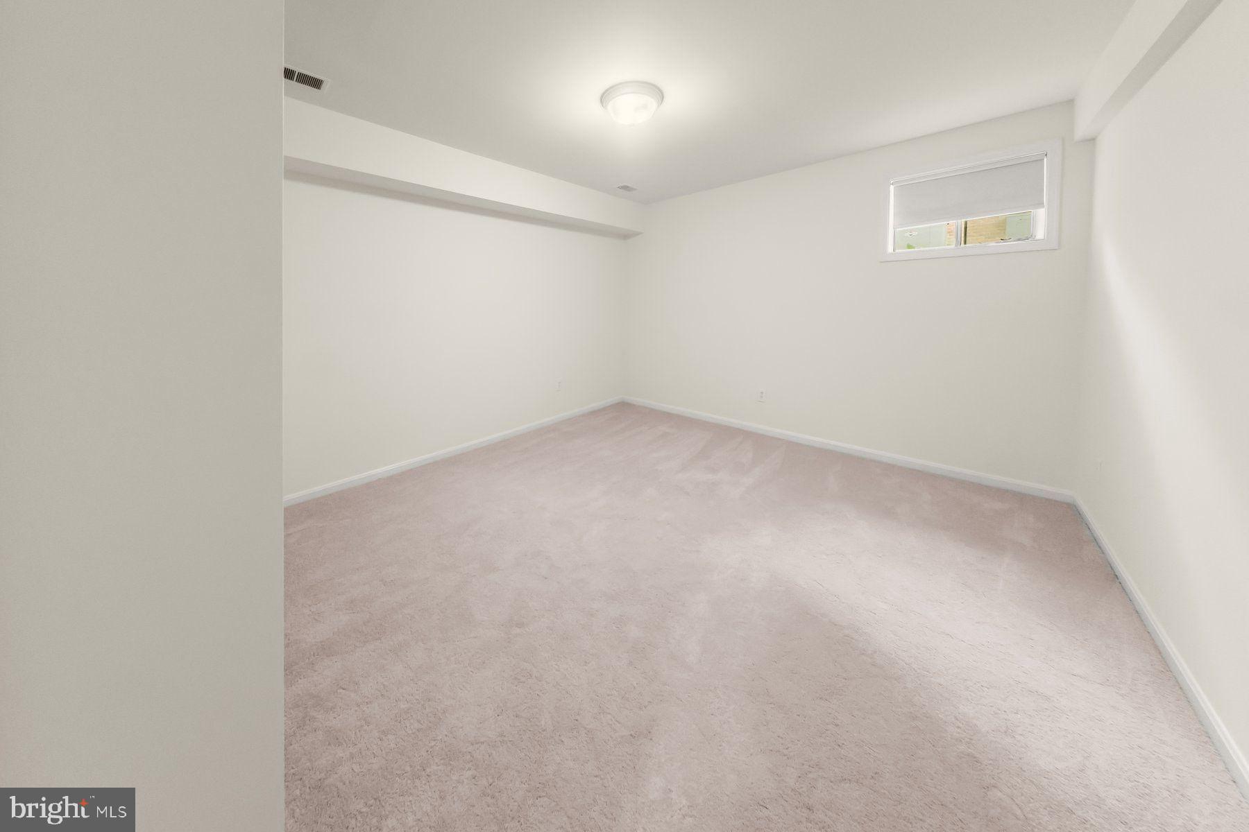 6605 Kenhill Road Bethesda, MD 20817 - Photo 25 of 30