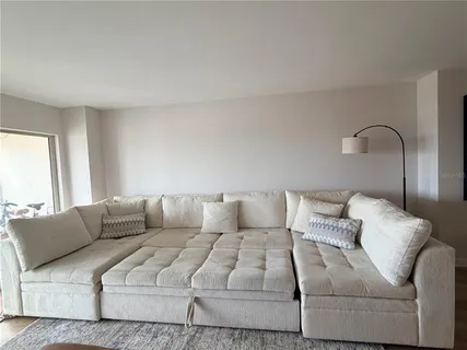 $319,900 | 10355 Paradise Boulevard, Unit 511, Treasure Island, FL 33706