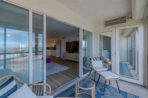 $319,900 | 10355 Paradise Boulevard, Unit 511, Treasure Island, FL 33706