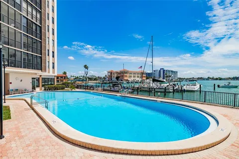 $319,900 | 10355 Paradise Boulevard, Unit 511, Treasure Island, FL 33706