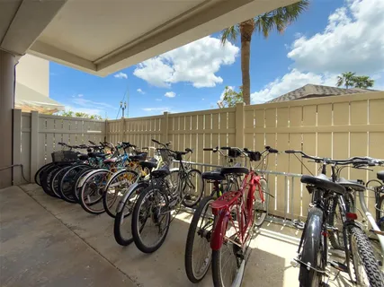 $319,900 | 10355 Paradise Boulevard, Unit 511, Treasure Island, FL 33706