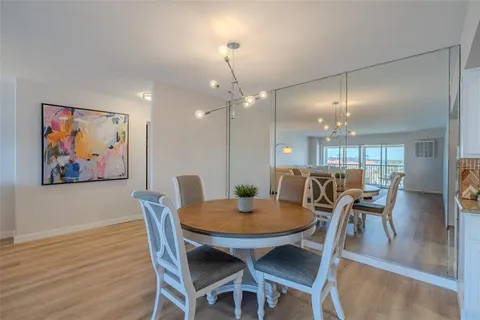 $319,900 | 10355 Paradise Boulevard, Unit 511, Treasure Island, FL 33706