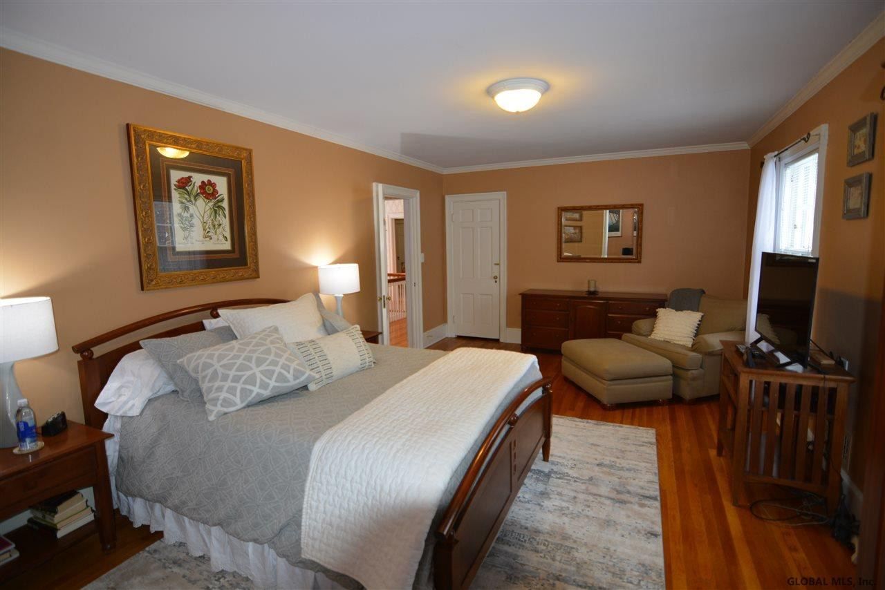 346 Loudon Road Colonie, NY 12211 - Photo 31 of 48 Photo 31