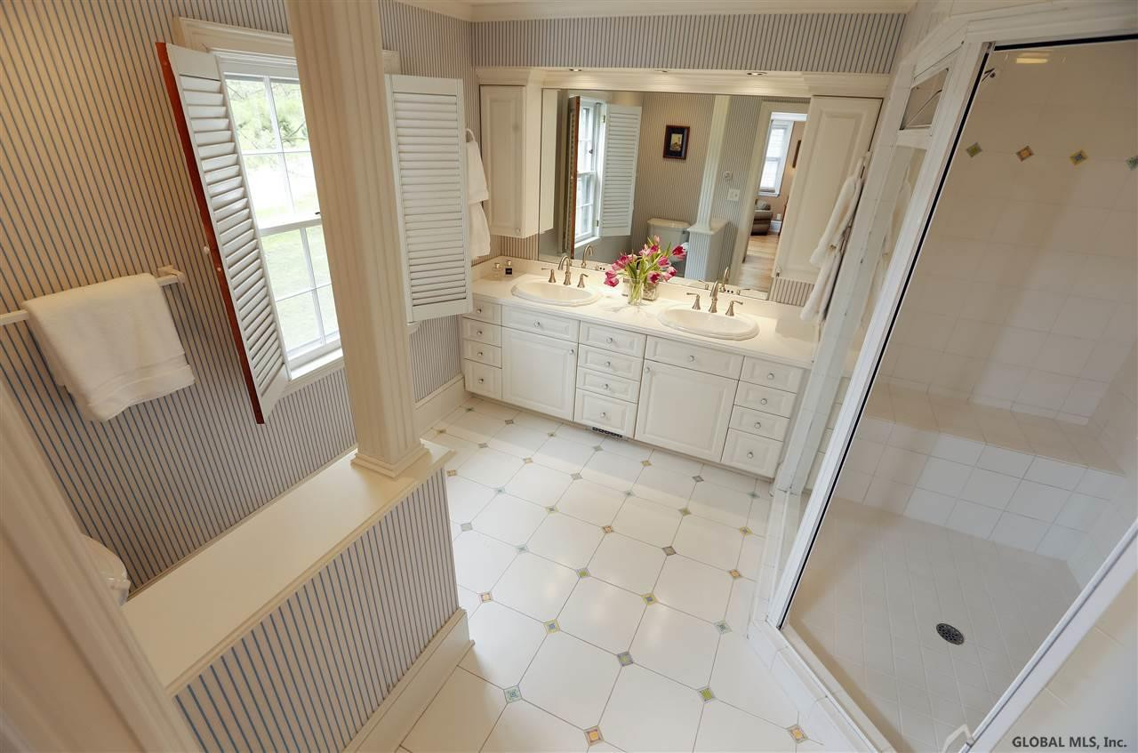 346 Loudon Road Colonie, NY 12211 - Photo 33 of 48 Photo 33
