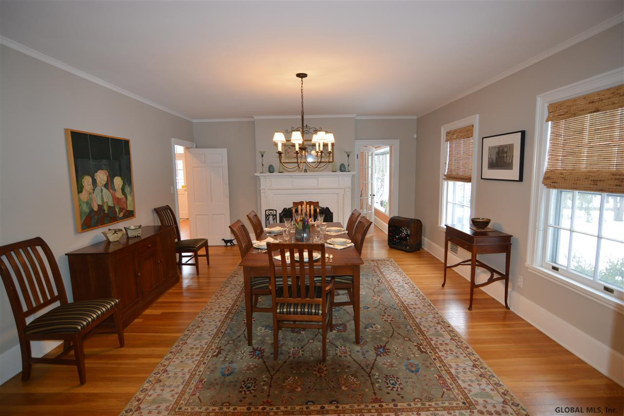346 Loudon Road Colonie, NY 12211 - Photo 7 of 48 Photo 7