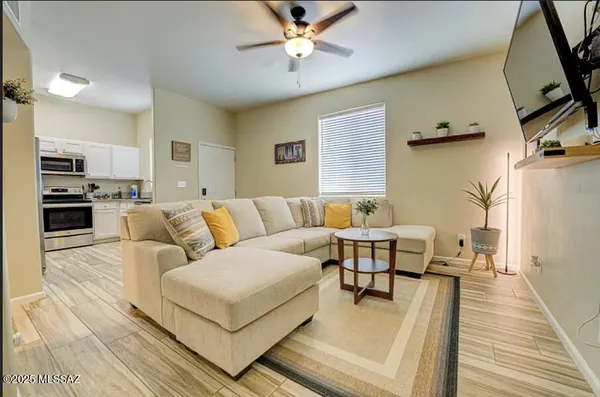 $549,900 | 5025 East Lee Street, Tucson, AZ 85712