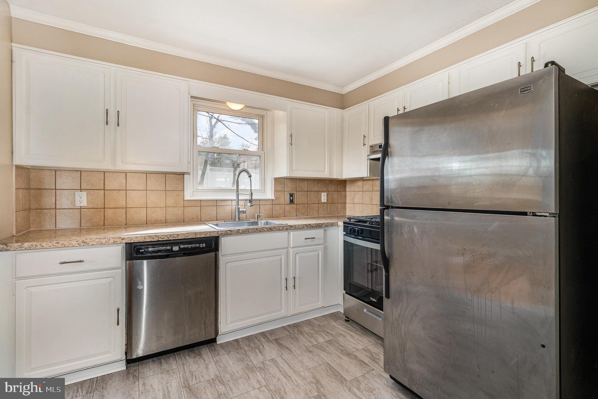 Stainless steel appliances convey