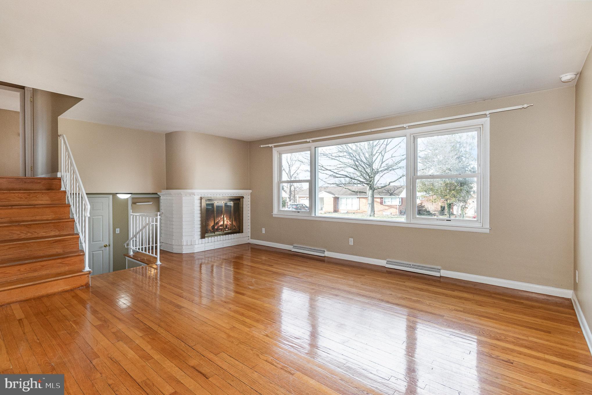 Living room with fireplace