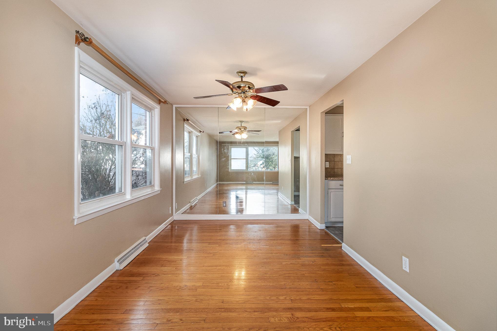 2540 Raleigh Drive York, PA 17402 - Photo 8 of 37 Dining room right off the kitchen