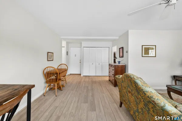 $165,000 | 292 Pequot Avenue, Unit E1, New London, CT 06320