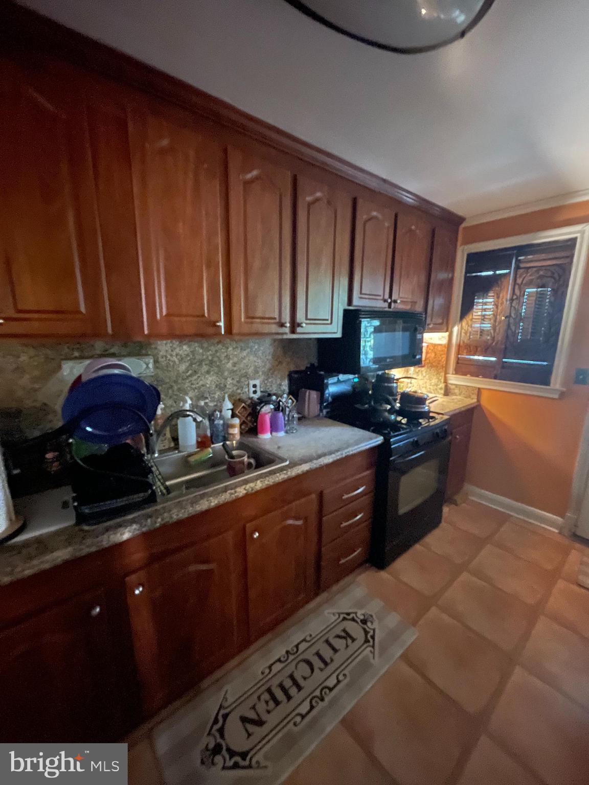 5110 Plymouth Road Baltimore, MD 21214 - Photo 5 of 19 Kitchen