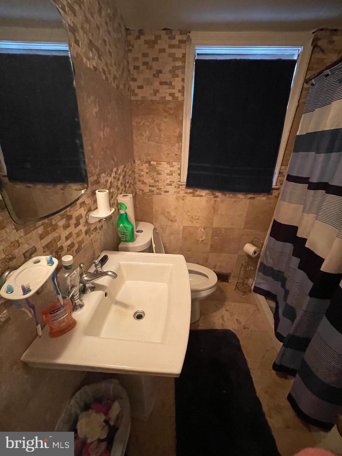5110 Plymouth Road Baltimore, MD 21214 - Photo 10 of 19 Bathroom
