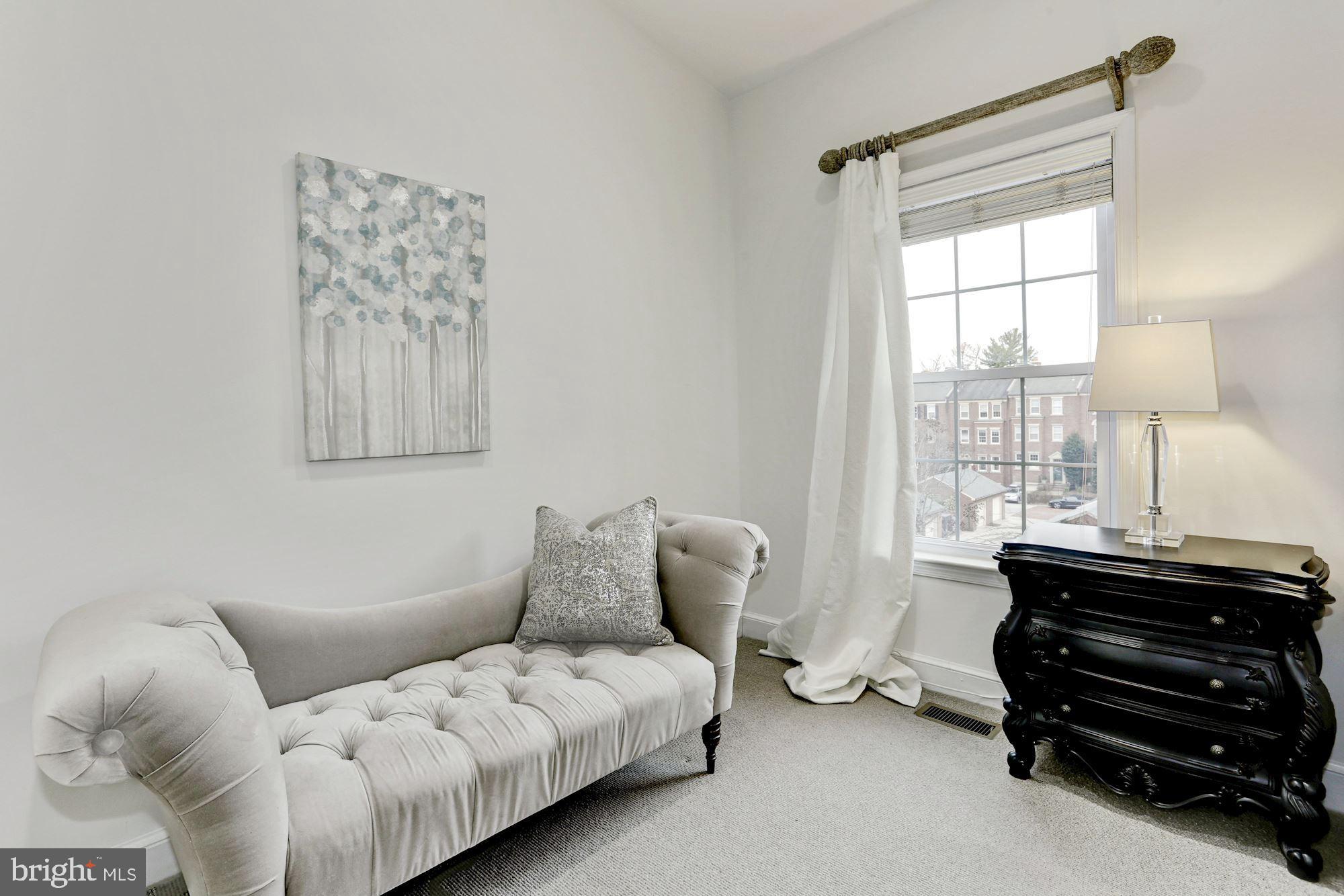 3612 Reservoir Road Northwest Washington, DC 20007 - Photo 22 of 38