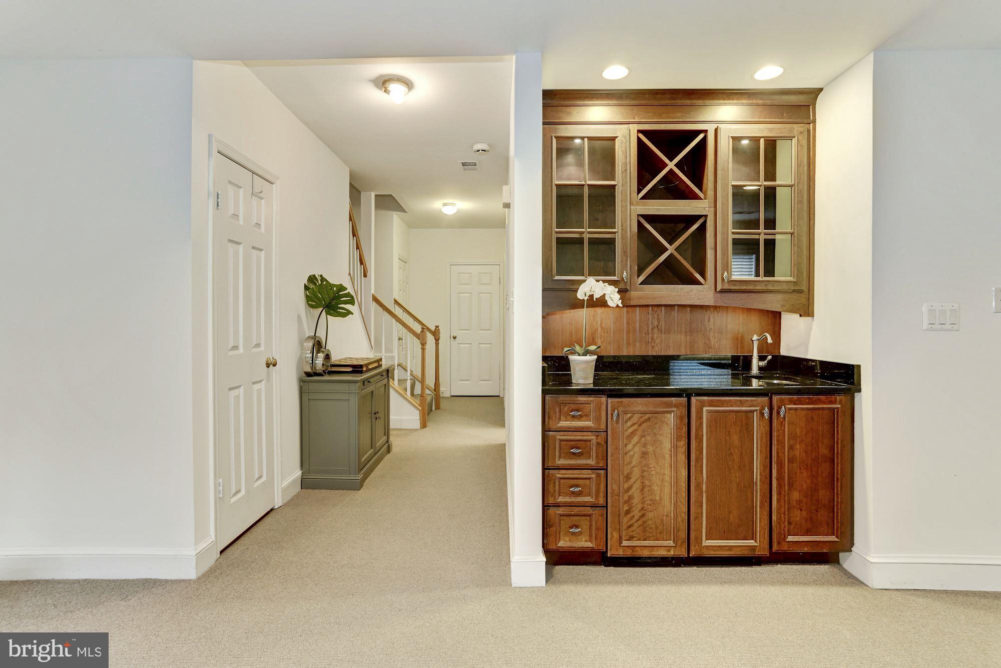 3612 Reservoir Road Northwest Washington, DC 20007 - Photo 28 of 38