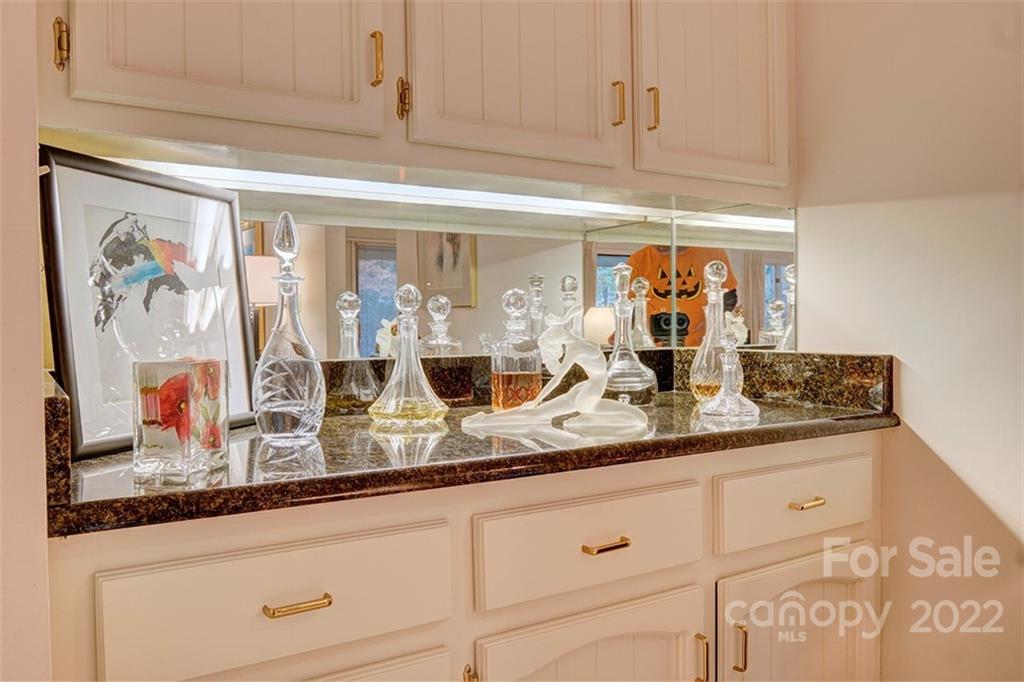 2 Lake Ridge Road Lake Wylie, SC 29710 - Photo 10 of 48 Gallery Image 10