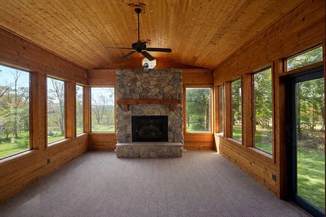 $349,900 | 584 21 1/2 Avenue, Cumberland, WI 54829