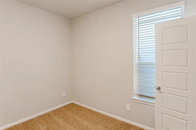 $2,000 | 3116 Pecan Farm Lane, Fort Worth, TX 76140