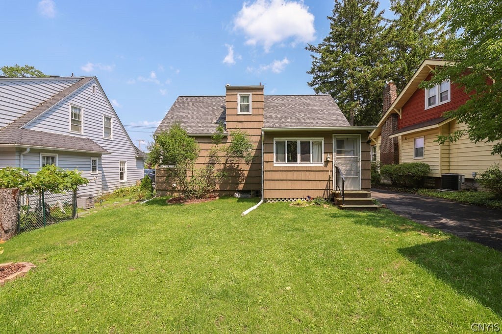 402 Radcliffe Road Syracuse, NY 13214 - Photo 8 of 45 Gallery Image 8