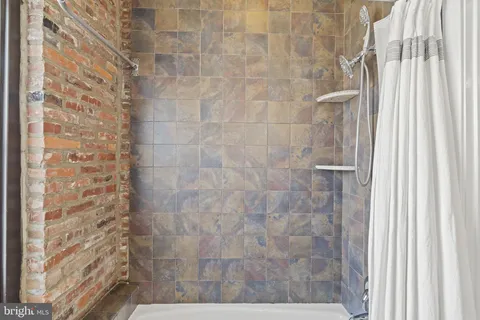 $459,000 | 735 South 12th Street, Unit 403, Philadelphia, PA 19147