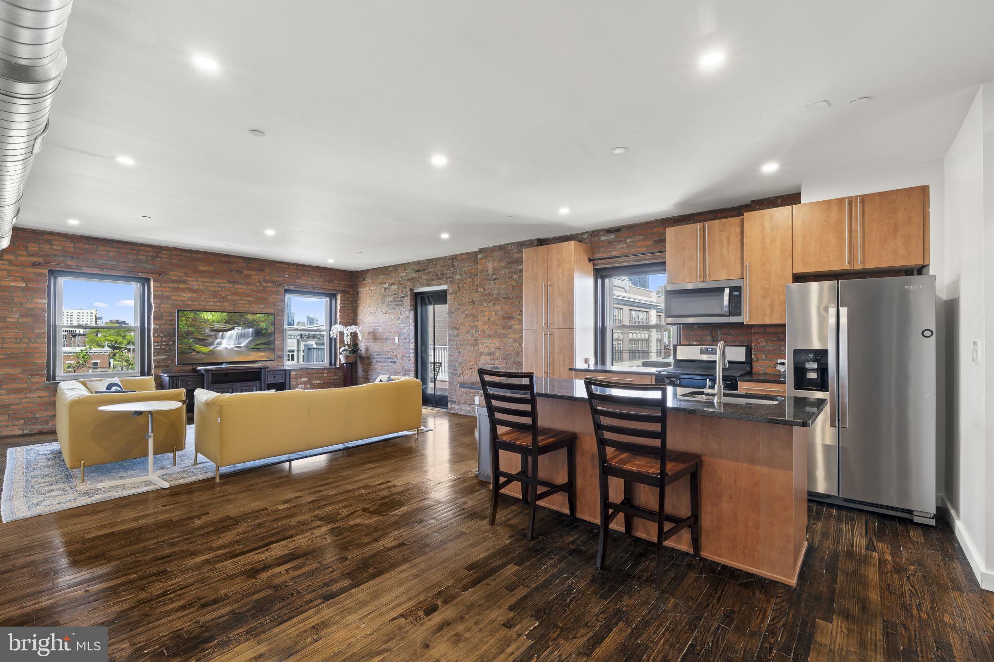 735 South 12th Street, Unit 403 Philadelphia, PA 19147 - Photo 4 of 27