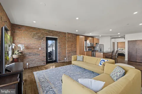 $459,000 | 735 South 12th Street, Unit 403, Philadelphia, PA 19147