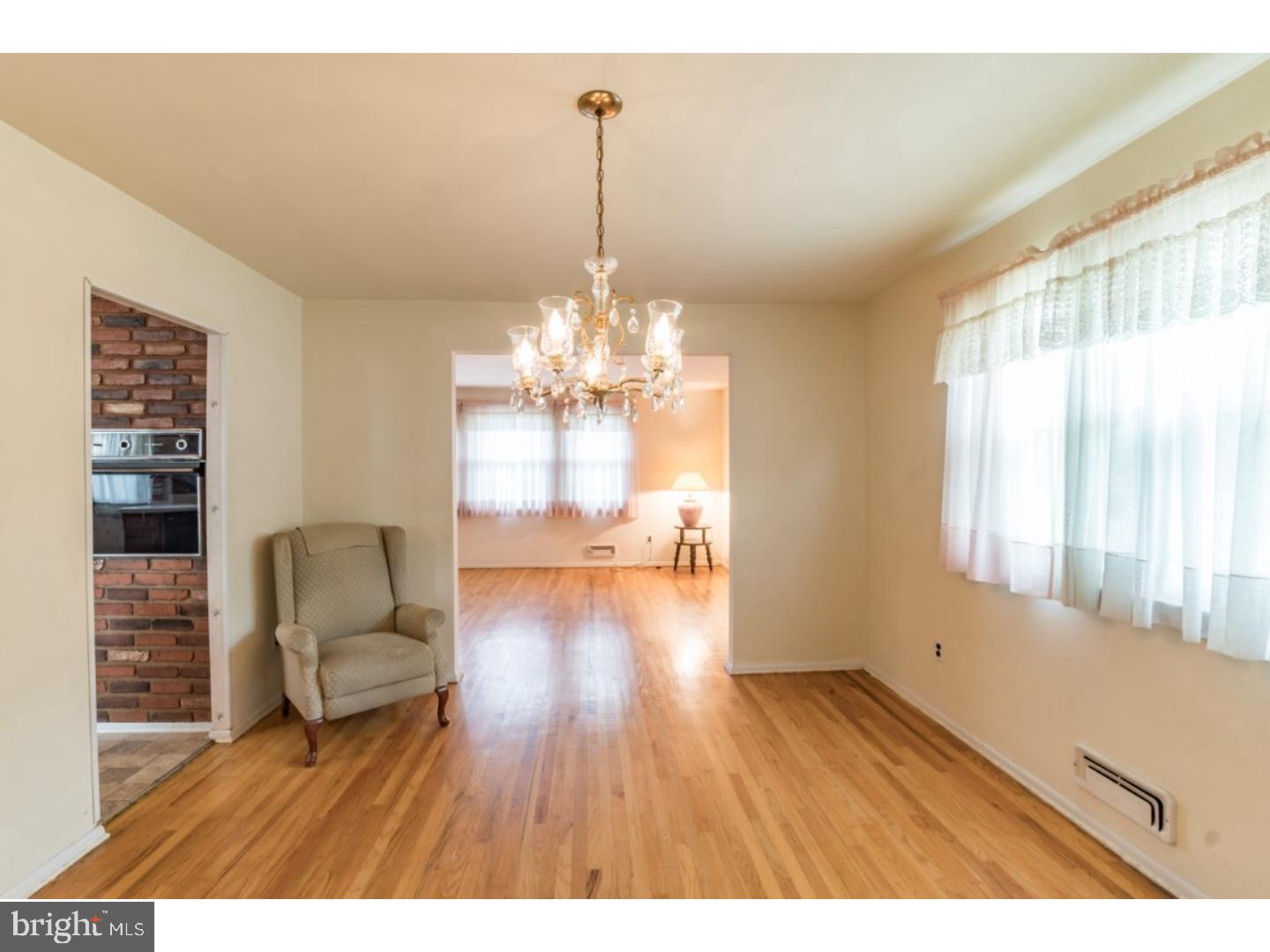 8 Rabbit Run Road Cherry Hill, NJ 08003 - Photo 8 of 25 Dining Room