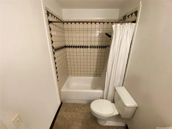 $2,300 | 909 Ala Lilikoi Street, Unit 302, Honolulu, HI 96818