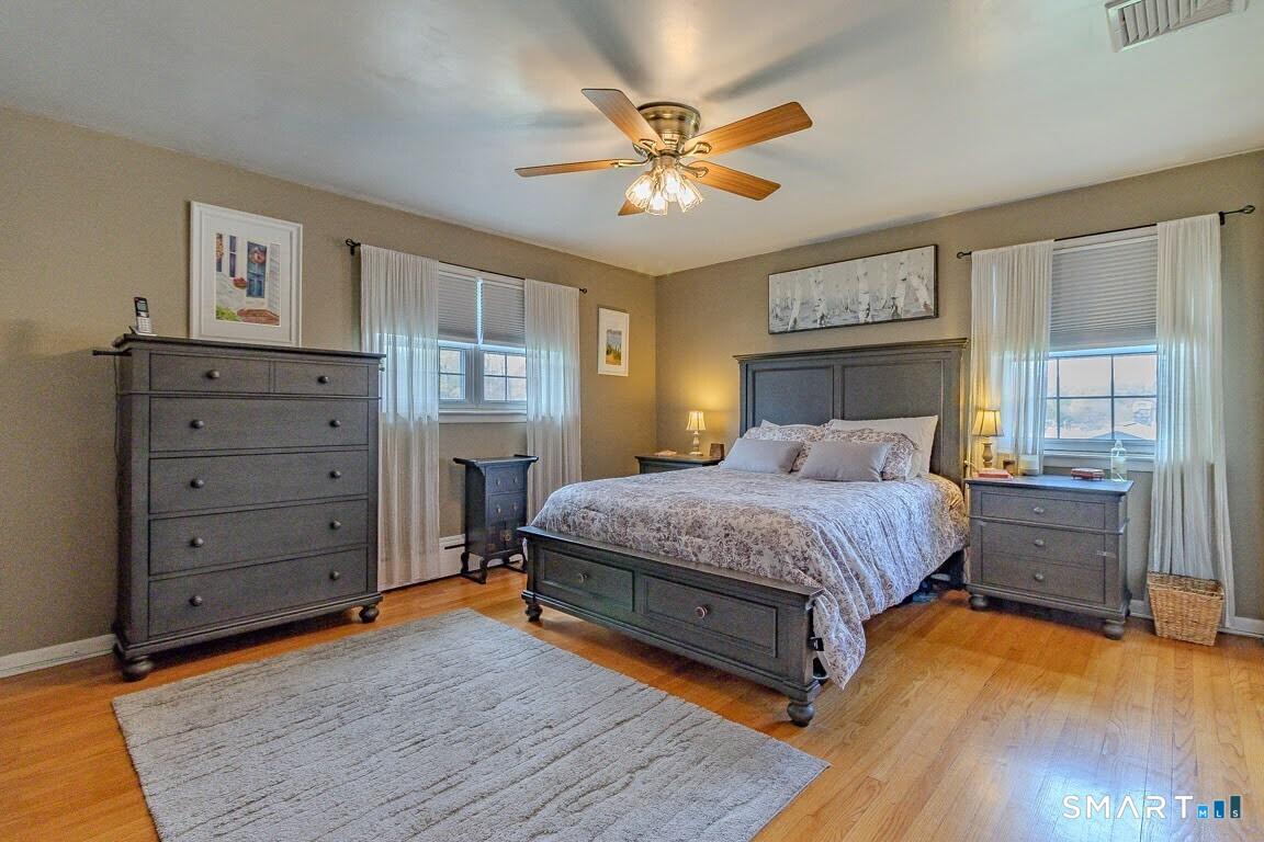 220 Oak Ridge Road Stratford, CT 06614 - Photo 15 of 40