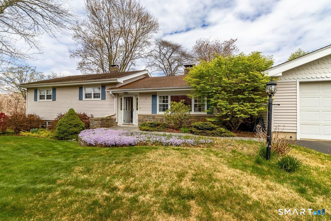 220 Oak Ridge Road Stratford, CT 06614 - Photo 36 of 40
