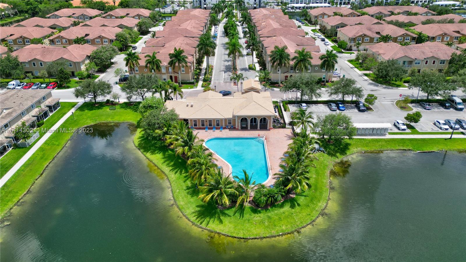 5894 Abbey Road Tamarac, FL 33321 - Photo 45 of 48
