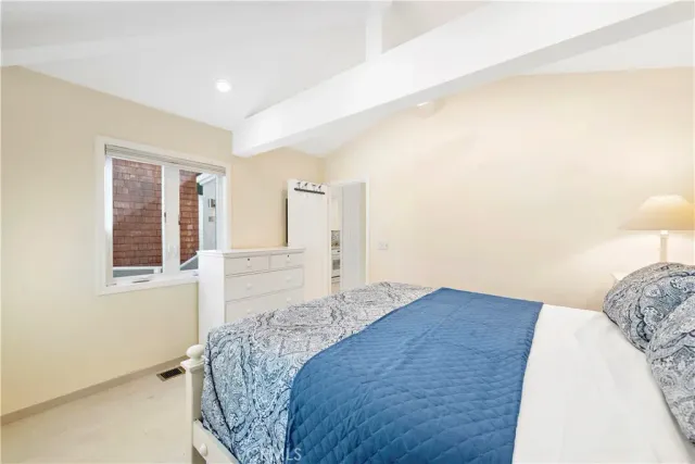 $10,000 | 1051 Gaviota Drive, Laguna Beach, CA 92651