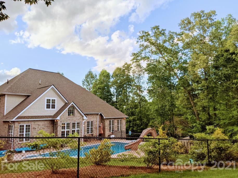 259 Beechtree Circle Rutherfordton, NC 28139 - Photo 47 of 48 front view of a house with a yard