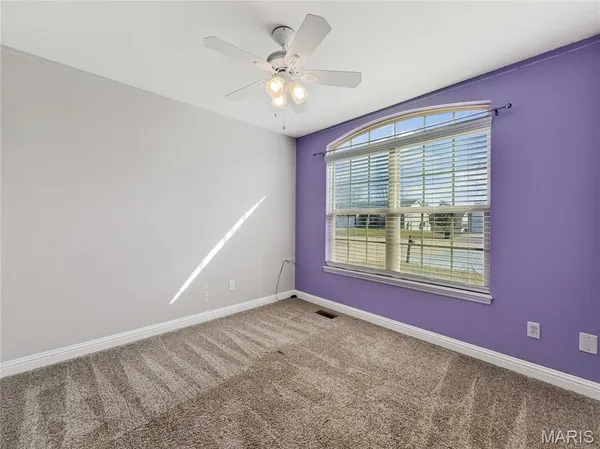 $340,000 | 215 Hunters Chase Street, Winfield, MO 63389