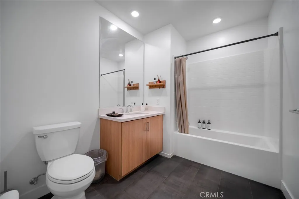 1310 Rivington Irvine, CA 92606 - Photo 4 of 20