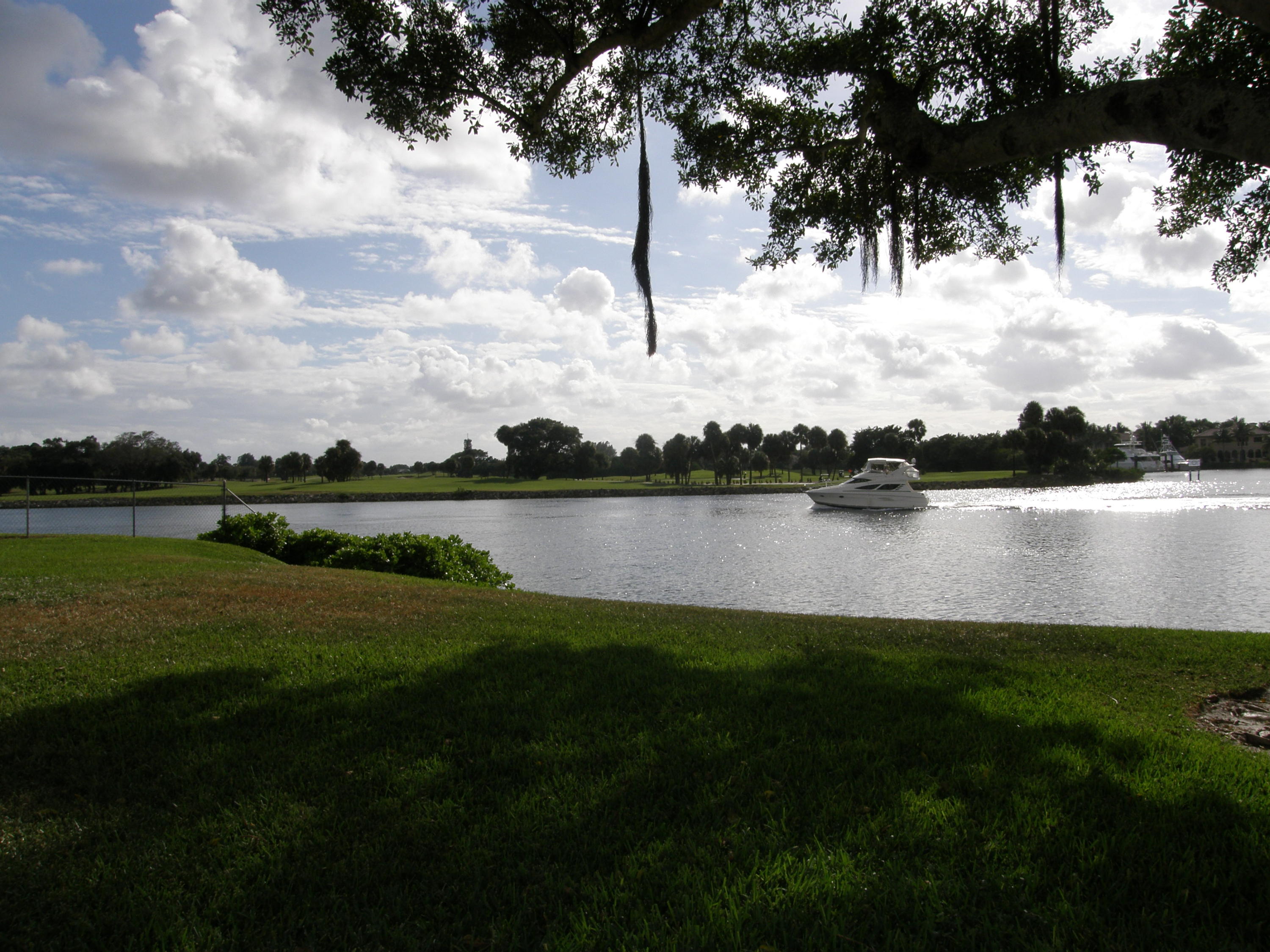 364 Golfview Road, Unit 101 North Palm Beach, FL 33408 - Photo 1 of 18 ICW