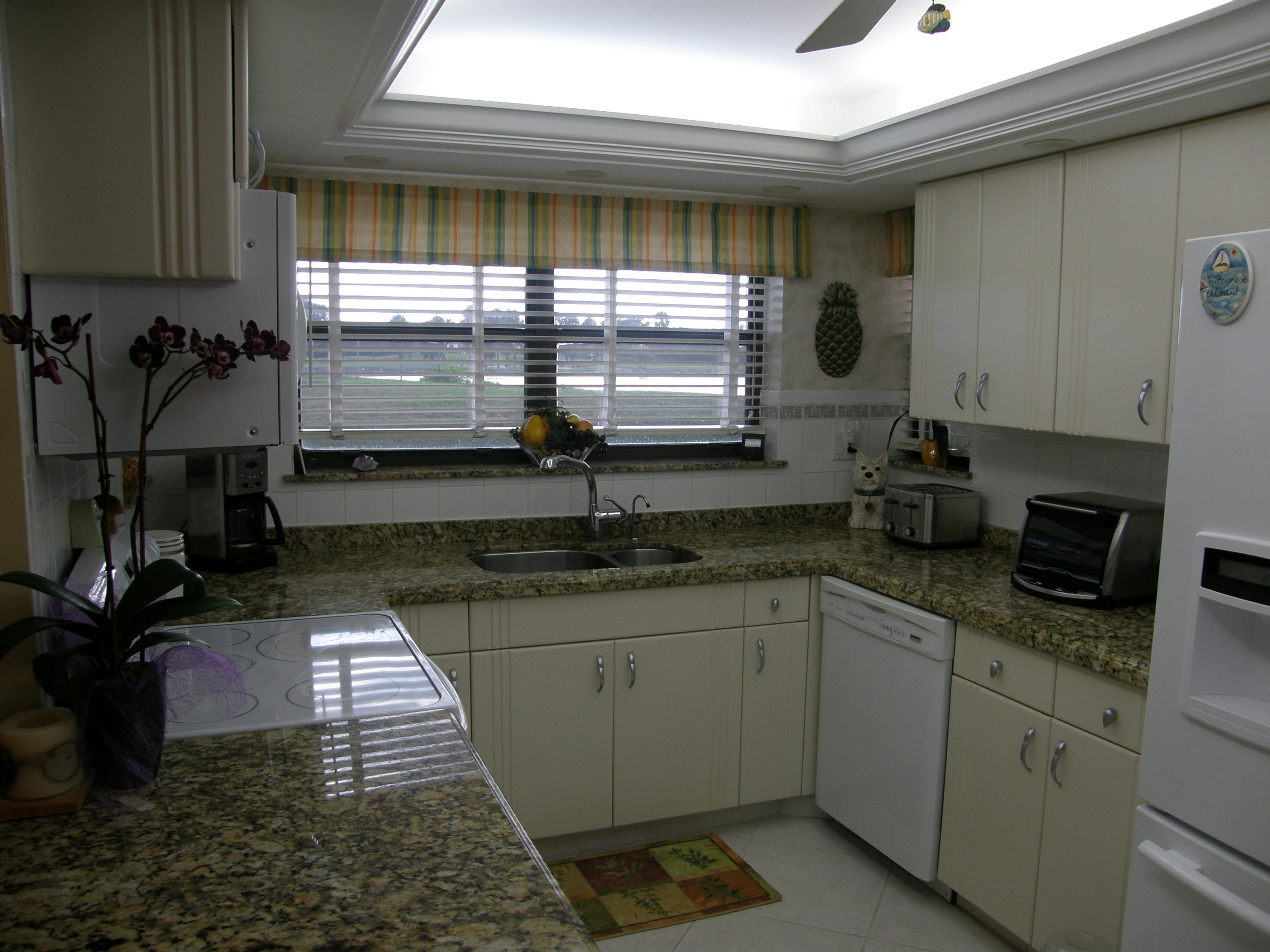 364 Golfview Road, Unit 101 North Palm Beach, FL 33408 - Photo 15 of 18 House 2013 013