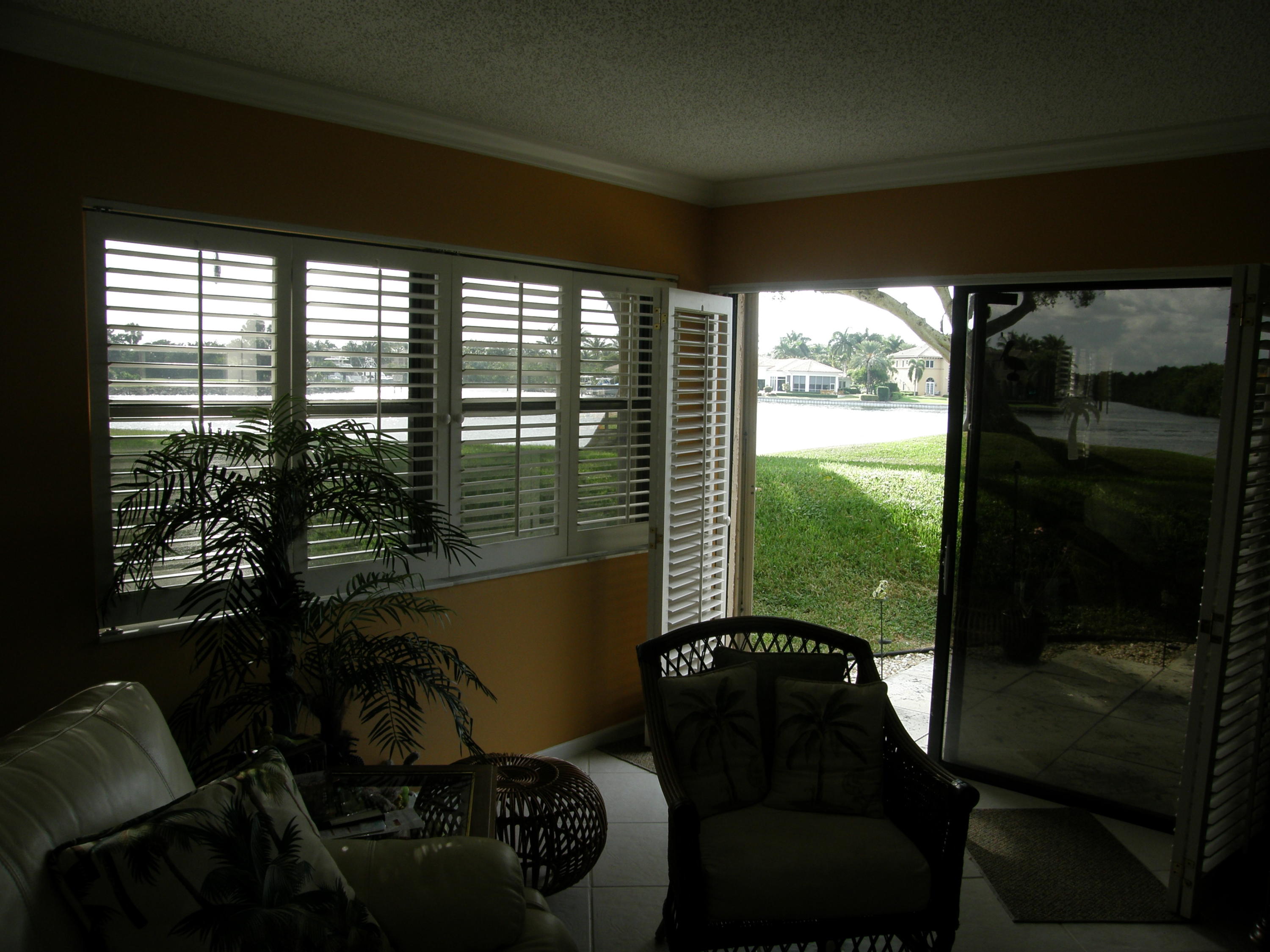 364 Golfview Road, Unit 101 North Palm Beach, FL 33408 - Photo 2 of 18 House 2013 009
