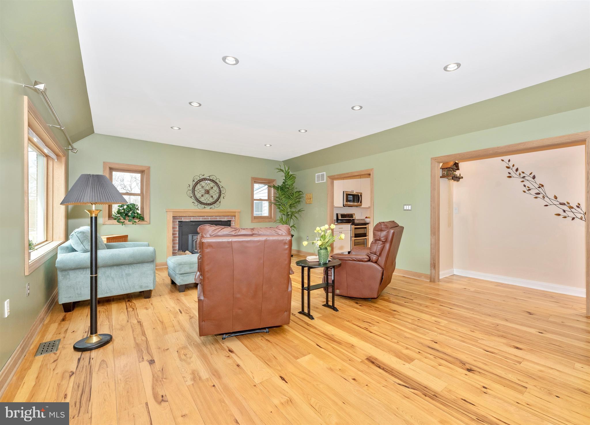 2805 Thurston Road Frederick, MD 21704 - Photo 5 of 71 Gallery Image 5