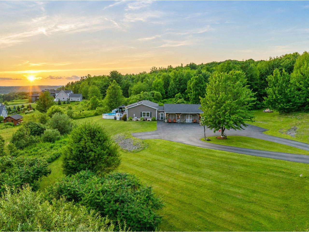 4 Sleepy Hollow Road Essex, VT 05452 - Photo 2 of 42