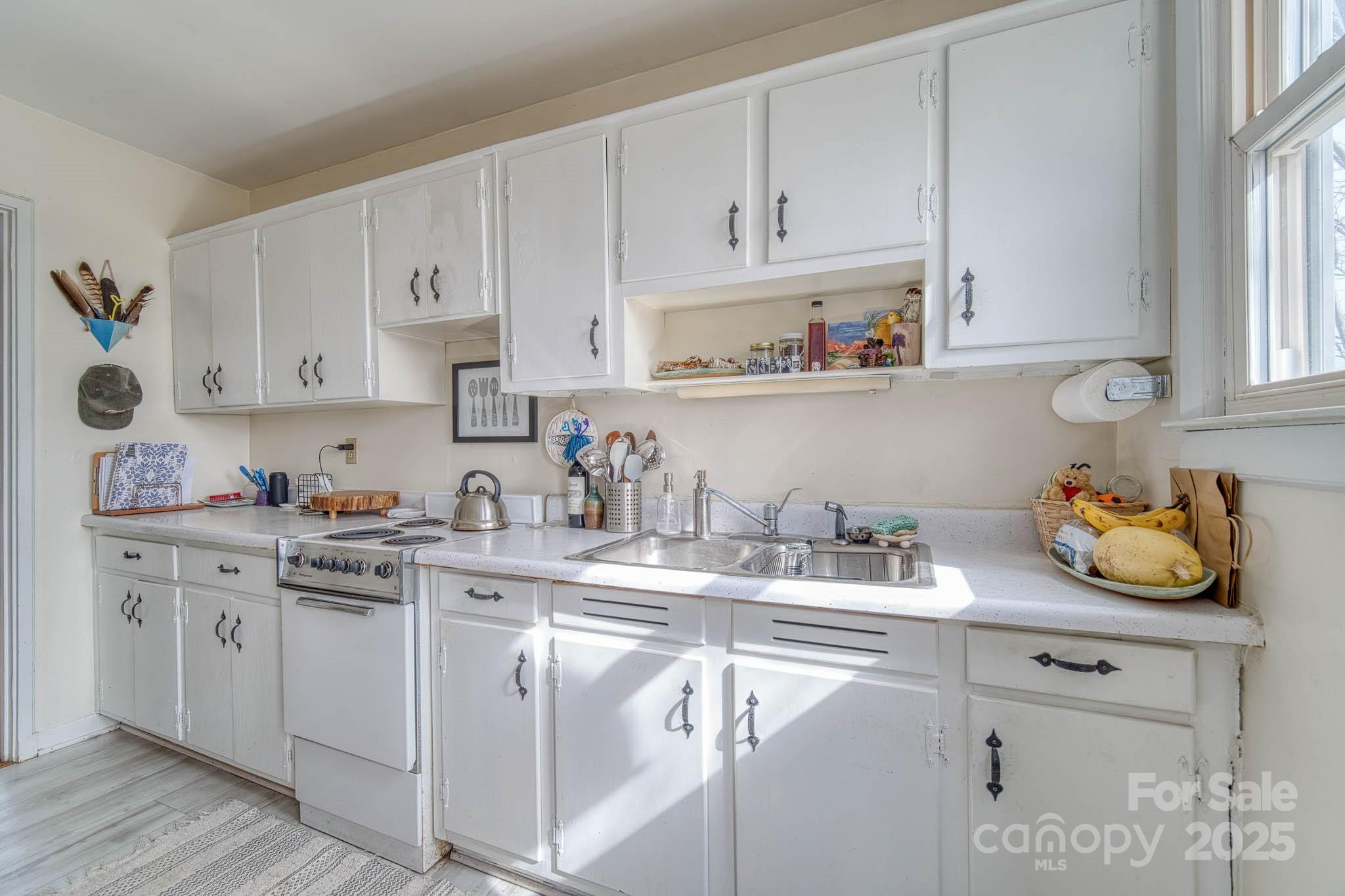 76 Elm Bend Road Brevard, NC 28712 - Photo 4 of 21 Gallery Image 4