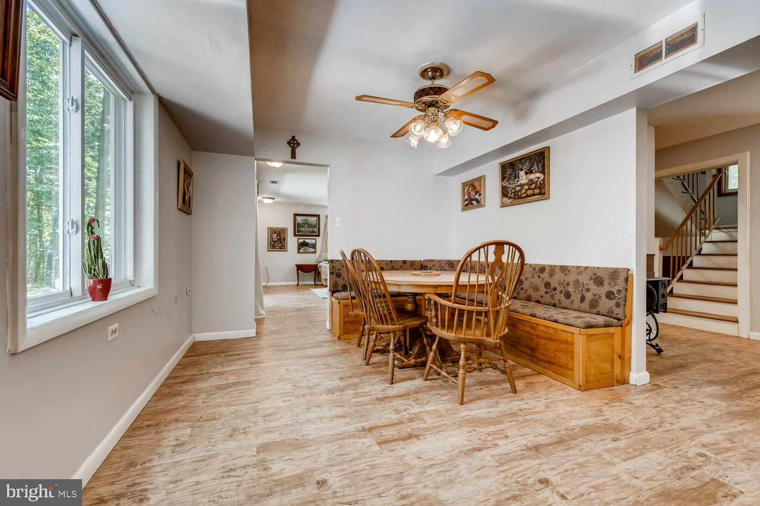10833 Gambrill Park Road Frederick, MD 21702 - Photo 11 of 28 Gallery Image 11