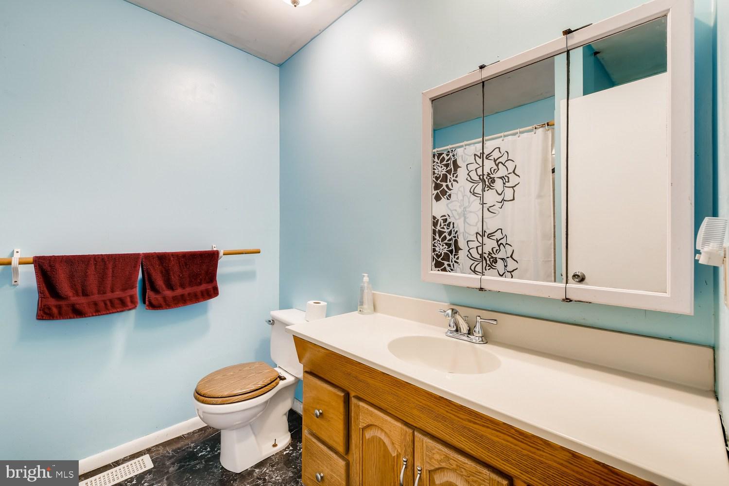 10833 Gambrill Park Road Frederick, MD 21702 - Photo 21 of 28 Gallery Image 21