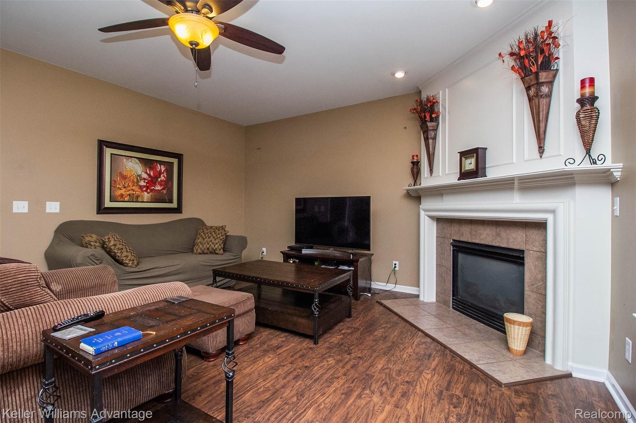 49692 Great Falls Road Canton, MI 48188 - Photo 16 of 38 6.jpg